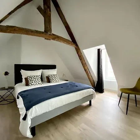 Baya House - Histoire Et Confort 바이외