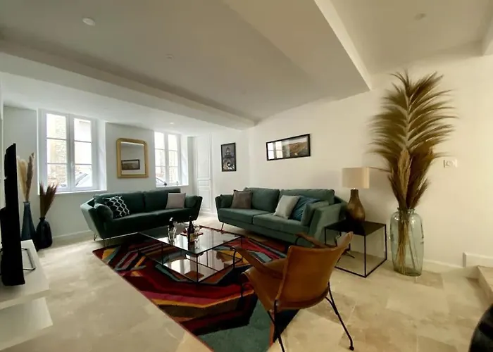 Baya House - Histoire Et Confort * バイユー