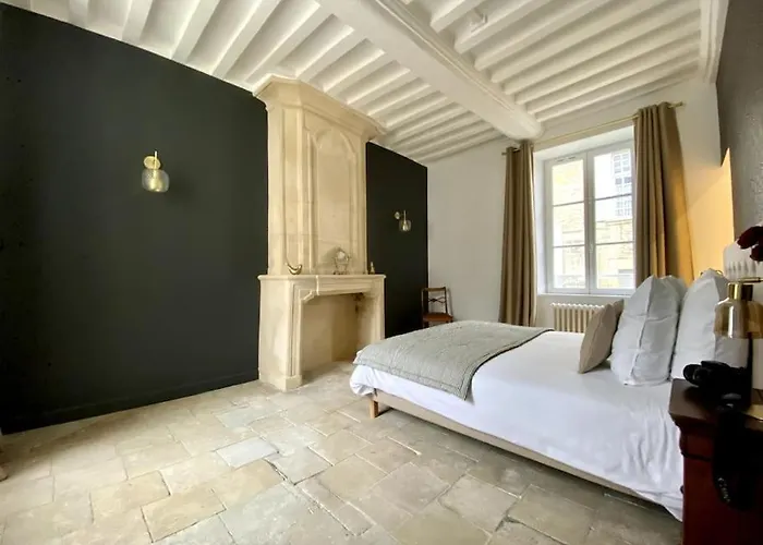 Baya House - Histoire Et Confort アパート バイユー